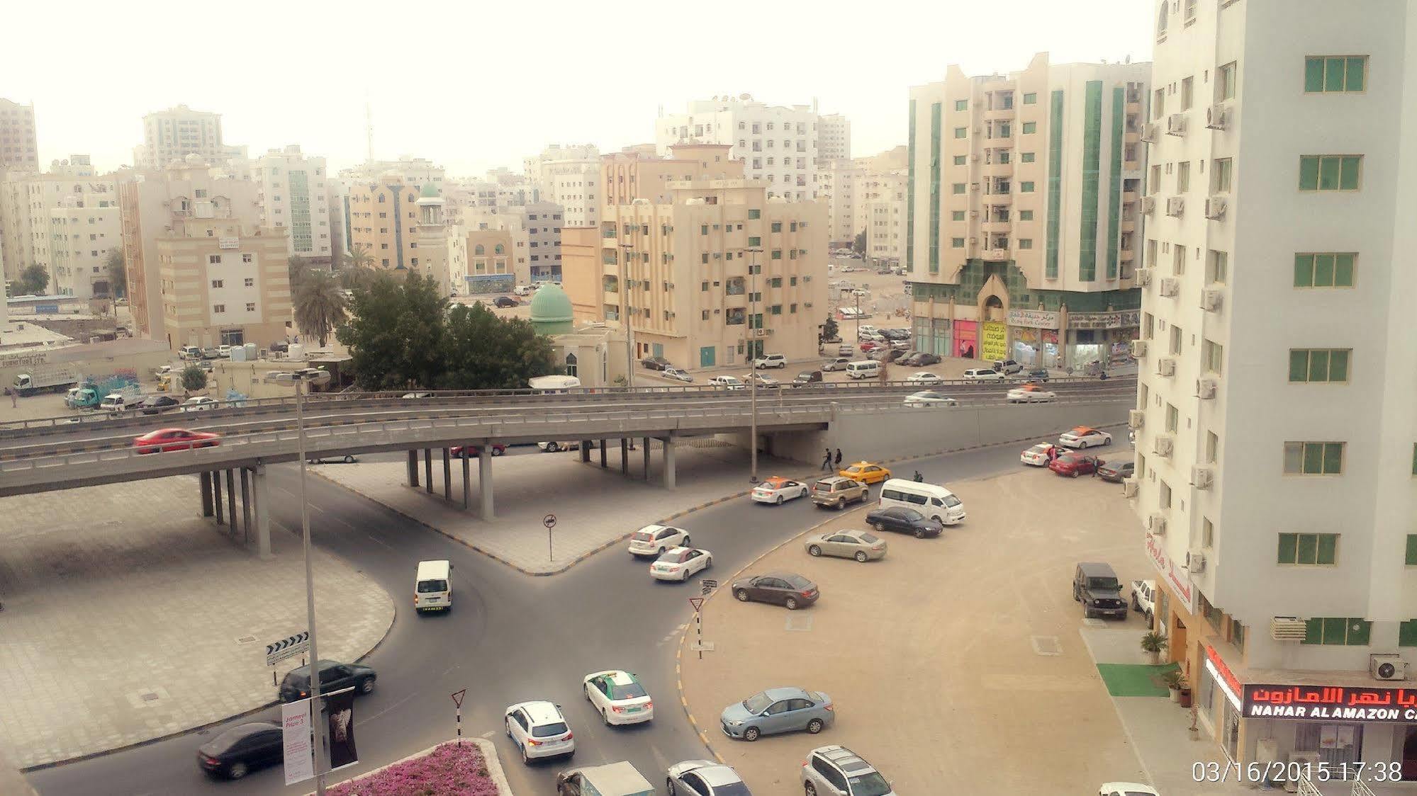 Al Reem Hotel Apartments Sharjah Luaran gambar