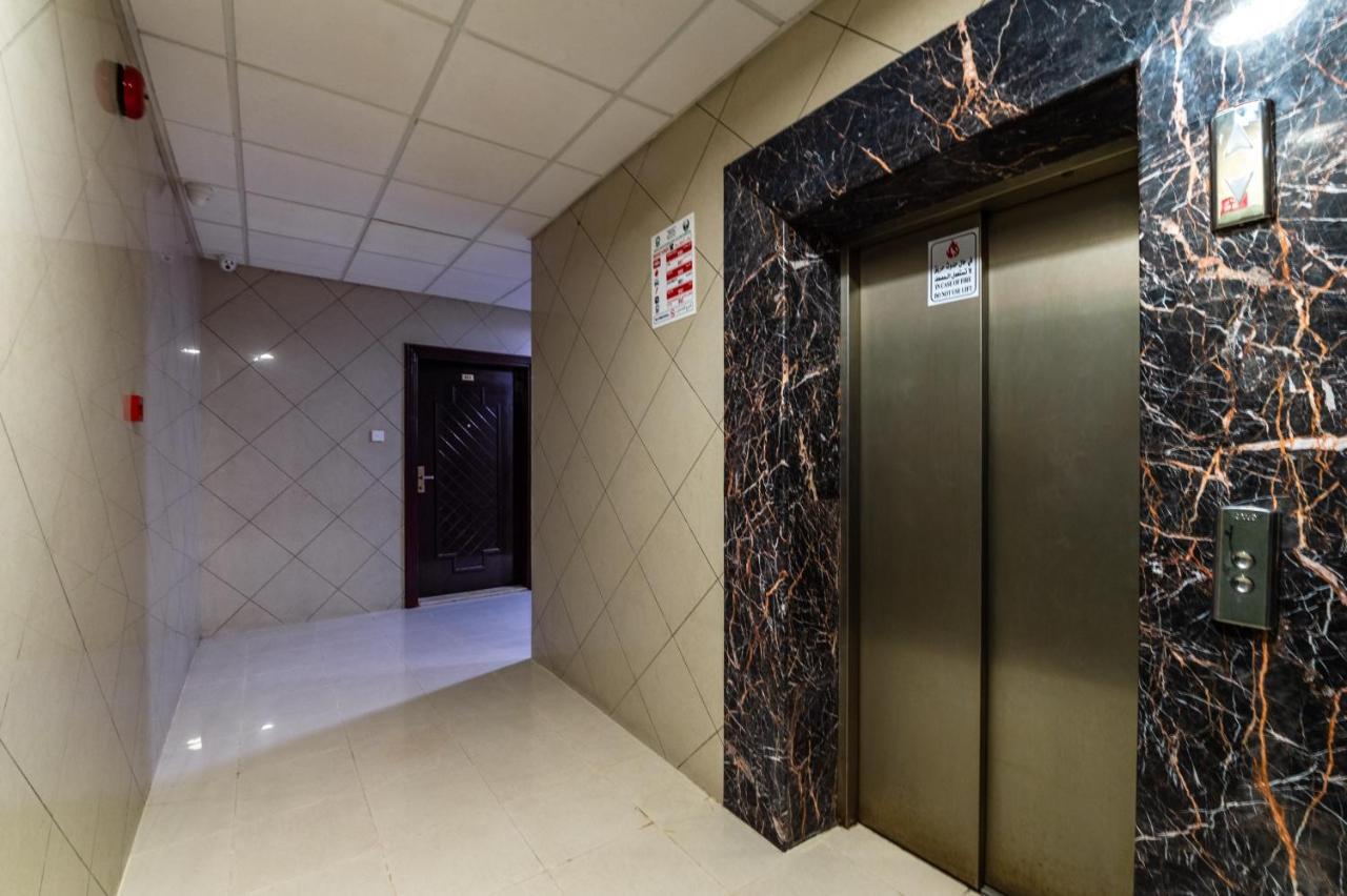 Al Reem Hotel Apartments Sharjah Luaran gambar